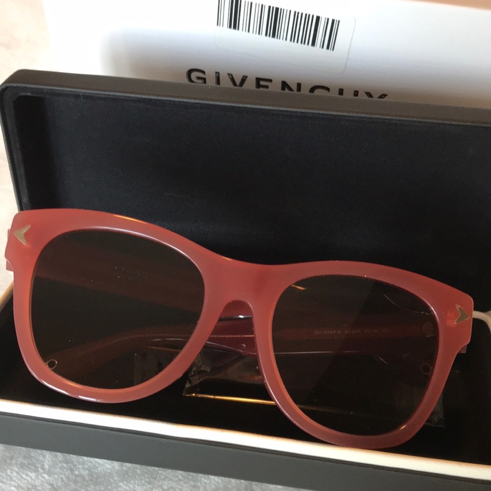 🌺HP🌺 GIVENCHY Paris Sunglasses - Picture 7 of 8